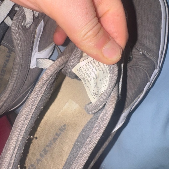 Airwalk Gray and White Casual Sneakers - Picture 3 of 3